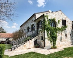 Pansion Villa Lav (Bale, Hrvatska)