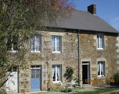 Toàn bộ căn nhà/căn hộ Beautifully Restored 19th-century Farmhouse (Saint-Samson, Pháp)