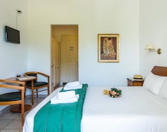 Paradise Inn - Across Hotels & Resorts (Liapades, Yunanistan)