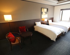 Khách sạn Azumaya Resort (Ueda, Nhật Bản)