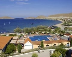 Khách sạn Aeolian Village Beach Resort (Skala Eressos, Hy Lạp)