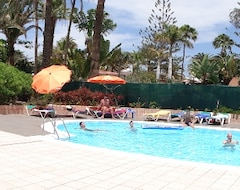 Hotel Bungalows Artemisa (Playa del Inglés, Spain)