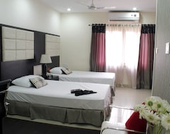 Khách sạn At Home Suites (Hyderabad, Ấn Độ)