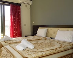 Hotel Gjicali (Sarande, Albanija)