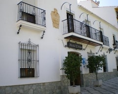 Khách sạn El Pilar (Estepona, Tây Ban Nha)