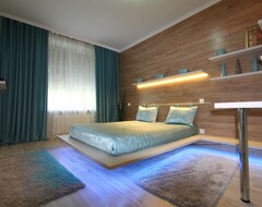 Otel Apartment Stefan Cel Mare 1 (Balti, Moldova)