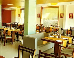 Hotelli Hotel Niya Regency (Thrissur, Intia)