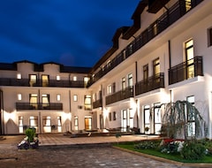 Hotel King (Arad, Romania)