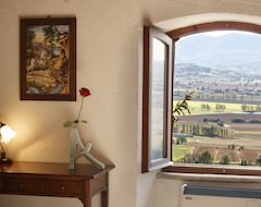 Otel Borgo Lizori (Campello sul Clitunno, İtalya)