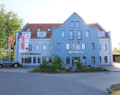 Arthotel Kiebitzberg (Havelberg, Alemania)