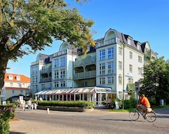 Khách sạn Aparthotel Am Weststrand (Ostseebad Kühlungsborn, Đức)