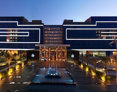 فندق فيرمونت باب البحر (أبو ظبي, الإمارات العربية المتحدة)