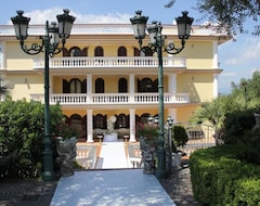 Hotel Grand  Le Zagare (Nápoles, Italia)