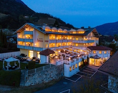 Khách sạn Hotel Funggashof (Naturns, Ý)