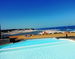Cijela kuća/apartman Luxury Oceanfront- Family Friendly T3, Apt. W/ Wi-Fi, Huge Pool, Indoor Parking (Foz do Arelho, Portugal)