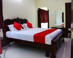 Khách sạn OYO 15990 Deepam Resort (Yercaud, Ấn Độ)