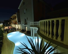 Khách sạn Mediterraneo Club Benessere (Bellaria-Igea Marina, Ý)
