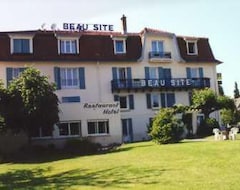Khách sạn Logis Hotel Restaurant Spa Beau Site (Luxeuil-les-Bains, Pháp)