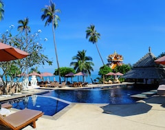 فندق فير هاوس فيلاز آند سبا (Mae Nam Beach, تايلاند)