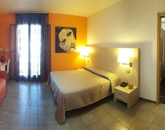 Khách sạn Hotel Nautic (Lampedusa, Ý)