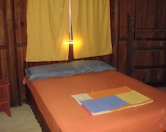 Hostelli Palmeras del Rio HOTEL (Livingston, Guatemala)