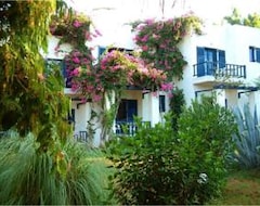 Khách sạn Home Hotel (Anissaras, Hy Lạp)