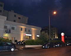 Khách sạn Palace Hotel (Gioià Táuro, Ý)