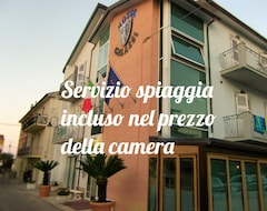 Khách sạn Hotel Galassi (Numana, Ý)
