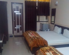 Hotel Aashirwad (Dausa, India)