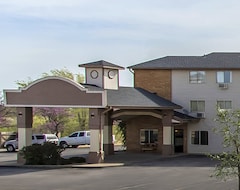 Hotel Econo Lodge Inn & Suites Clinton (Clinton, Sjedinjene Američke Države)