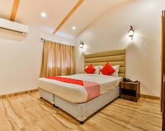 Hotel OYO 18435 Calangute Beach Resort (Velha Goa, India)