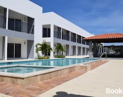 Hotel Arena Condos Aruba - Few Steps From Eagle Beach! (Noord, Aruba)