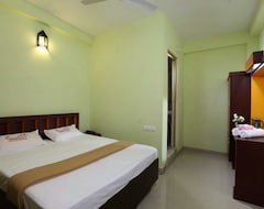 Khách sạn Chembil Residency (Alappuzha, Ấn Độ)
