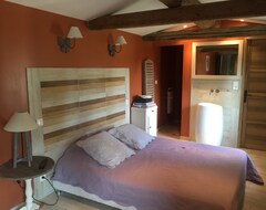 Hotel Mas Guiraud (Beaucaire, France)