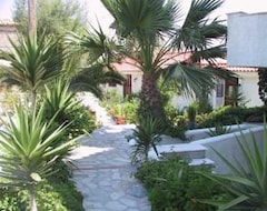 فندق Agnanti (Agios Konstantinos, اليونان)