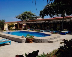 Hotel The Cottages by the Sea (San Clemente, Ecuador)