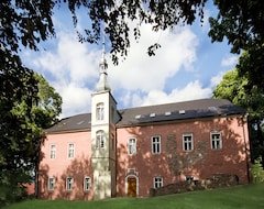 Otel Dwór Górny (Nowa Ruda, Polonya)
