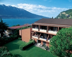 Hotelli Residence San Luigi (Limone sul Garda, Italia)