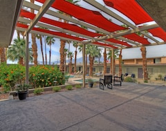 Hotel Lido Palms Resort & Spa (Desert Hot Springs, Sjedinjene Američke Države)
