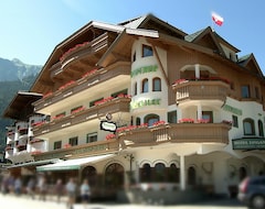 Hotelli Hotel & Gasthof Perauer (Mayrhofen, Itävalta)