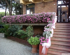 Otel Riviera (Marina-di-Ravenna, İtalya)