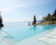 MarBella Nido Suite Hotel & Villas (Agios Ioannis Peristeron, Greece)