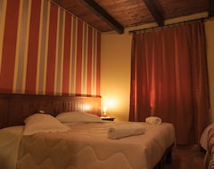 Hotel Monvej (Manta, Italy)