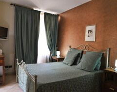 Hotel Il Grifone (Gioia del Colle, Italy)