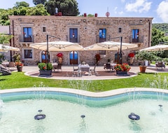 Otel Villa Ginevra Resort Agrituristico (Ficarra, İtalya)