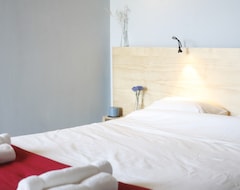 Bed & Breakfast inXisto lodges (Arganil, Portugal)