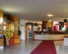 Khách sạn Orzihotel (Orzivecchi, Ý)