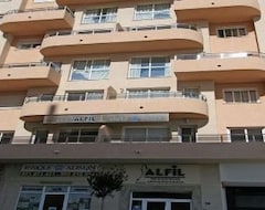 Hotel Residencia Universitaria Alfil (Málaga, Spain)