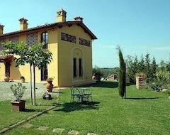 Otel Il Fienile (Castelfiorentino, İtalya)