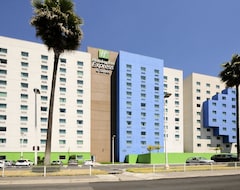 Holiday Inn Express & Suites Toluca Zona Aeropuerto, An Ihg Hotel (Toluca, Meksika)